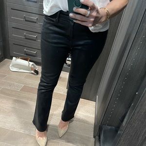 Frame 
Le Crop Mini Boot Black Coated jeans